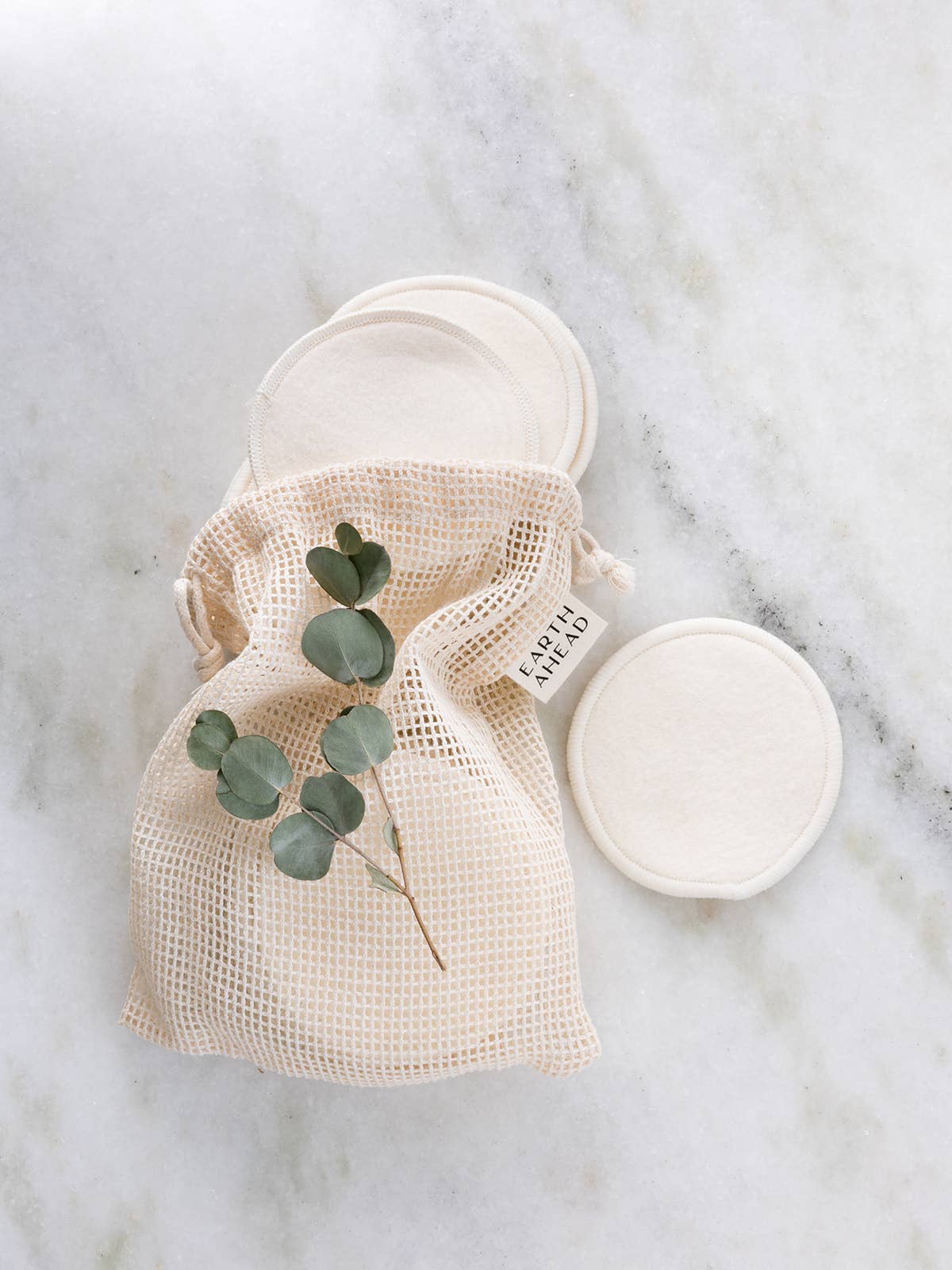 20 Extra Soft Reusable Hemp Makeup Pads in Cotton Wash Bag