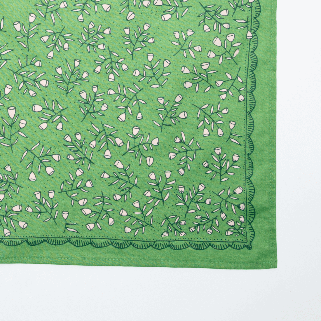 No. 106 Posey Bandana | Handker