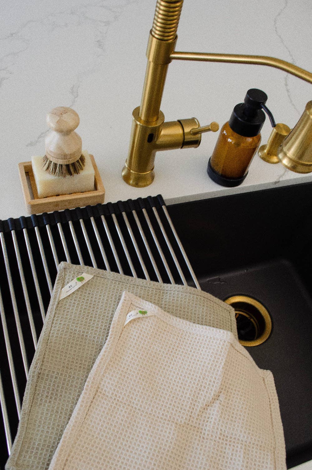 Me Mother Earth - Cotton Waffle Hand Towels 2pk | Me Mother Earth